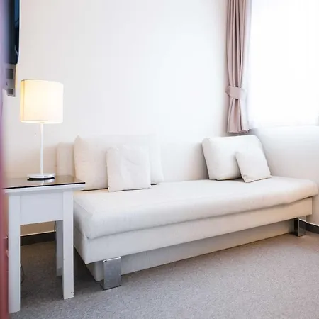 Des Nordens Flensburg Wellness & 4*