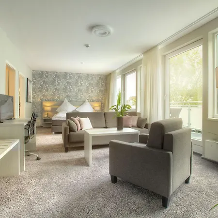 Des Nordens Flensburg Wellness & 4* Kruså