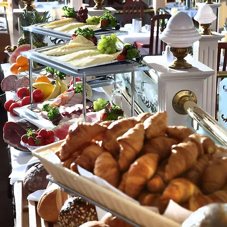 Sunday Des Nordens מלון 4*