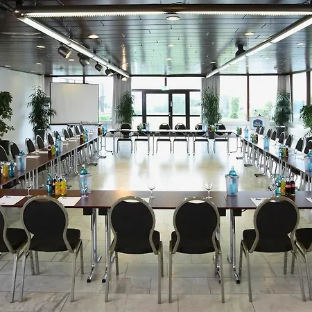 Des Nordens Flensburg Wellness & 4* Kruså