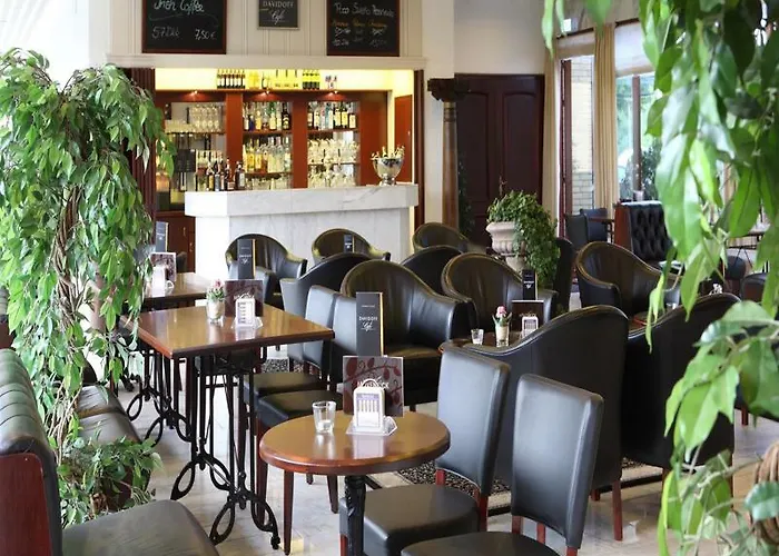 Des Nordens Flensburg Wellness & 4* Kruså